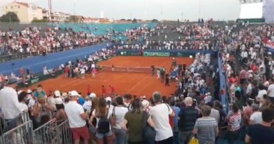 Borna Ćorić preokrenuo meč protiv Tiafoea u pet setova Borna Ćorić preokrenuo meč protiv Tiafoea u pet setova