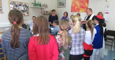Blagoslov kruha u Udruzi Radost Blagoslov kruha u Udruzi Radost