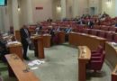 HSS-ovac iz vreće za smeće bacao papire po podu: ‘Zemite si to, živjeli!’; JANDROKOVIĆ ‘Dajte to podignite, ipak ste vi savjesni’ HSS-ovac iz vreće za smeće bacao papire po podu: ‘Zemite si to, živjeli!’; JANDROKOVIĆ ‘Dajte to podignite, ipak ste vi savjesni’