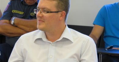 Dirljivo pismo ravnatelja ogulinske Gimnazije i strukovne škole B. Frankopana Dirljivo pismo ravnatelja ogulinske Gimnazije i strukovne škole B. Frankopana