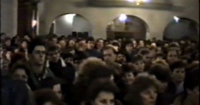 Ogulin nekad – Polnoćka u Ogulinu 1989. godine Ogulin nekad – Polnoćka u Ogulinu 1989. godine