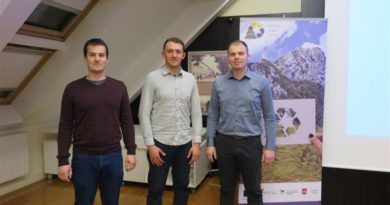 Održana 1. centralna tribina u sklopu projekta “Recikliraj za bolje sutra” Održana 1. centralna tribina u sklopu projekta “Recikliraj za bolje sutra”