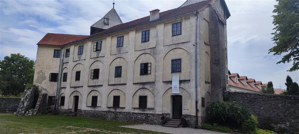 Zavičajni muzej Ogulin
